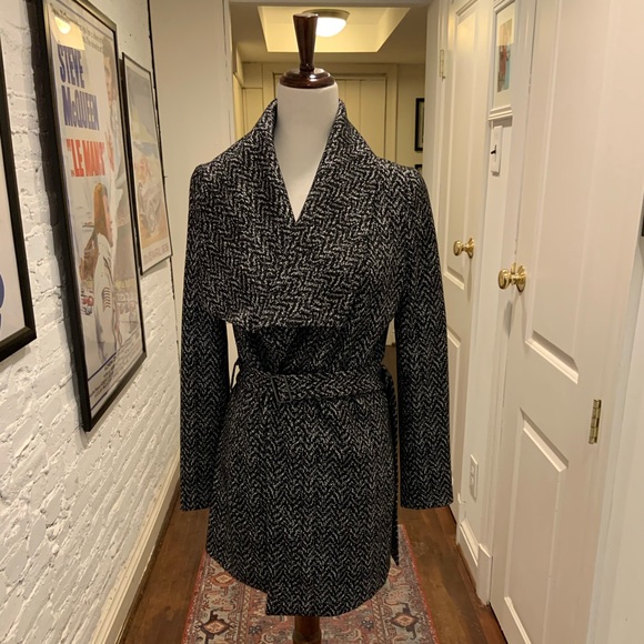 Banana Republic Belted Trench Coat Size 6 - Picture 1 of 7